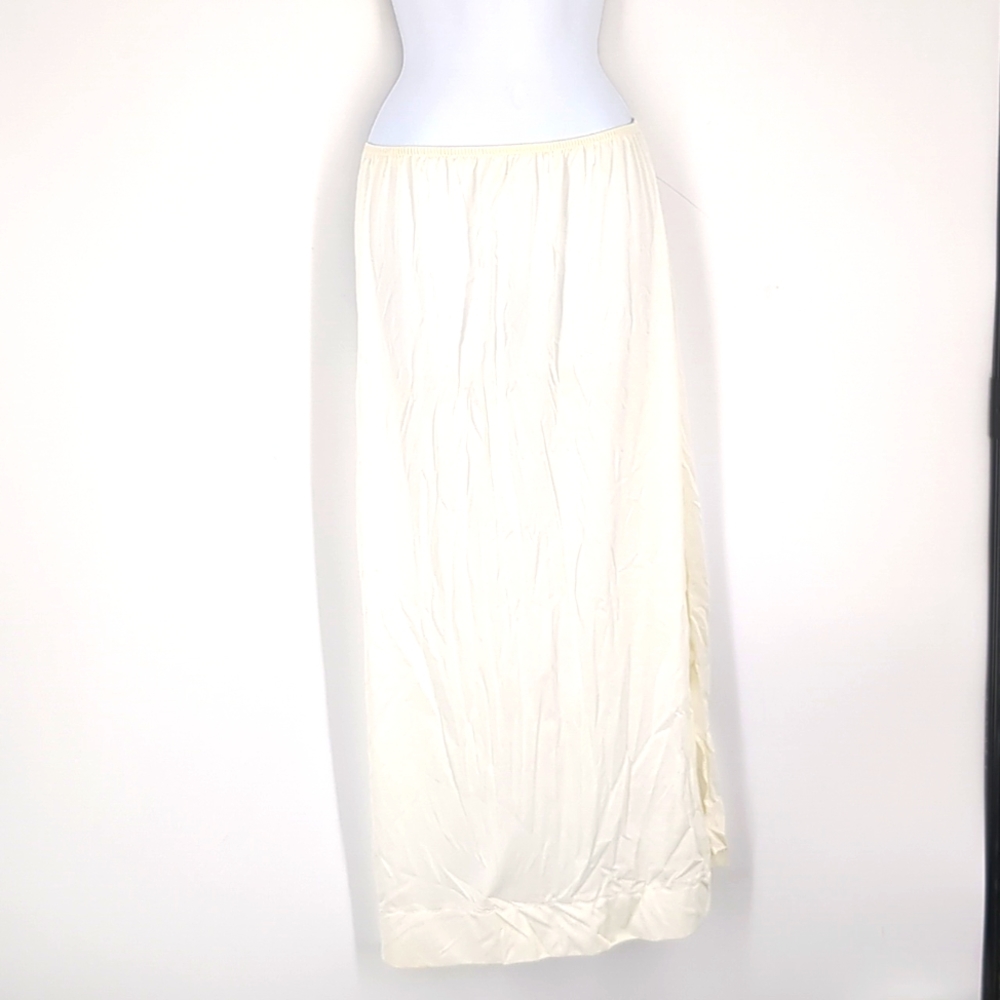 Vintage Berkliff 100% Nylon White Half Slip Stretchy Long Side Slit Size Large